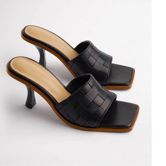 Tony Bianco Shoes - TONY BIANCO Olivia Sandal in Black Como size 8.5 NWOB